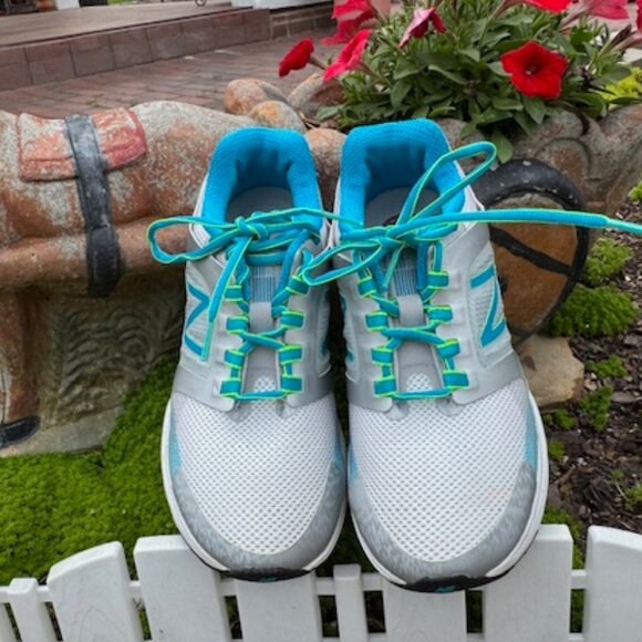 NEW BALANCE RUNNING COURSE W3040SB1 WOMENS 7 2E - Picture 3 of 11